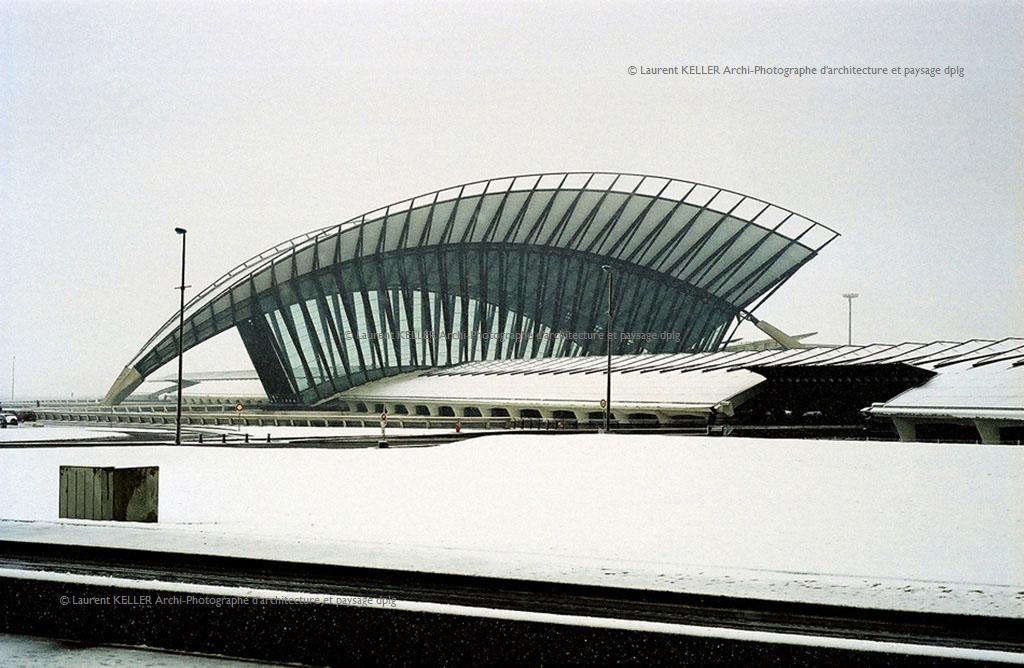 Gare TGV de l'aéroport de Lyon - Agence Calatrava VALLS © Laurent KELLER